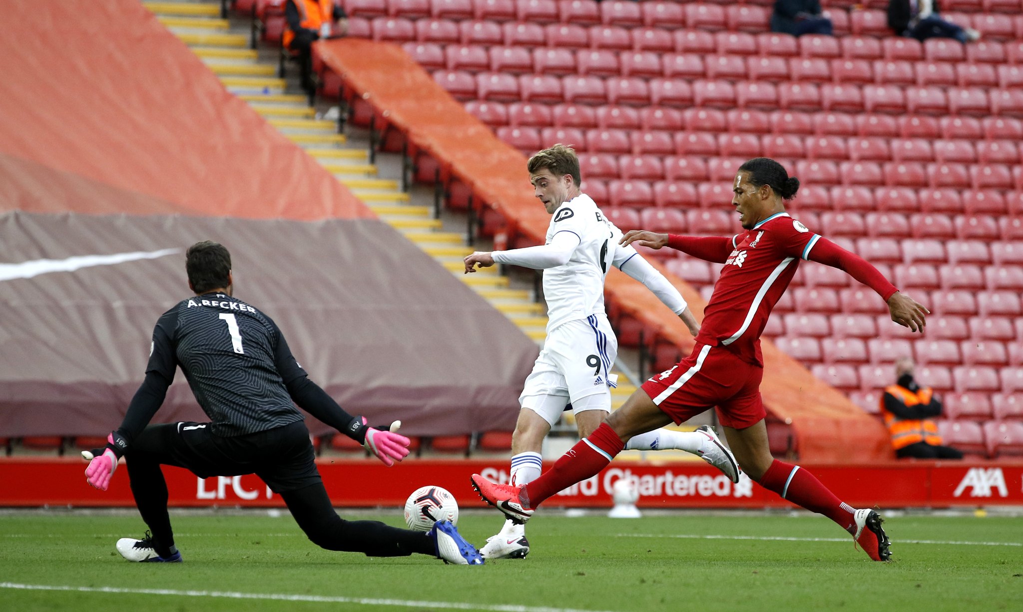 他那成熟老 他那成熟老