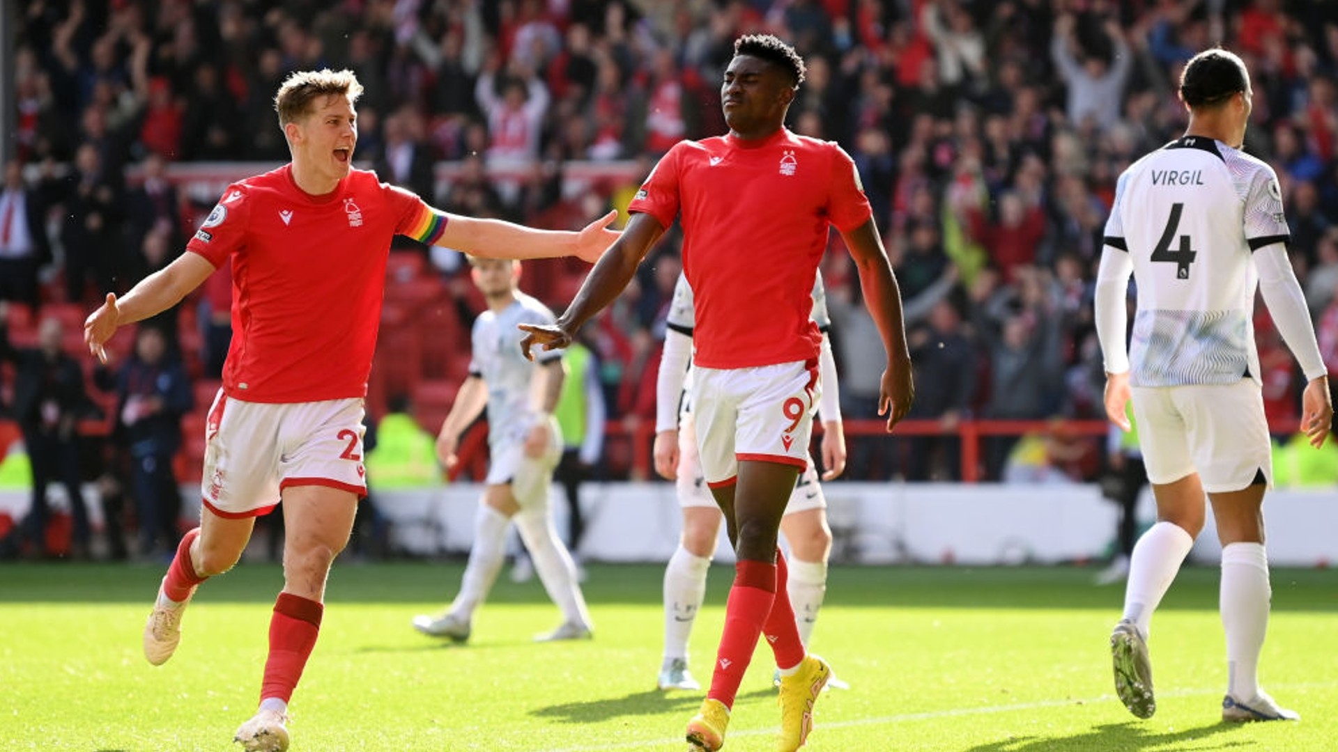 政府相继出 政府相继出